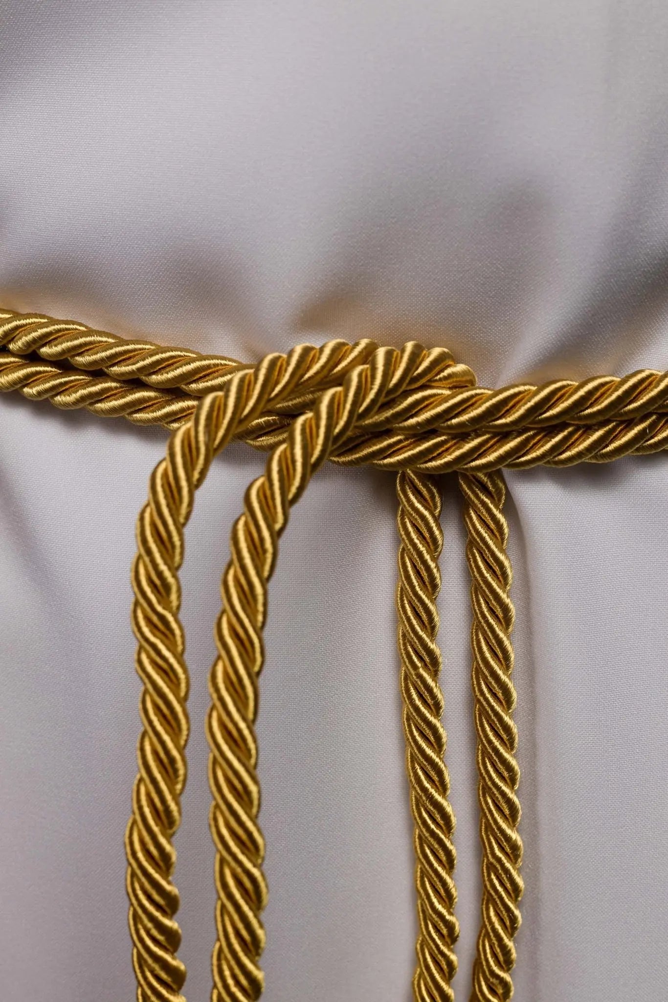 Ceinture liturgique dorée