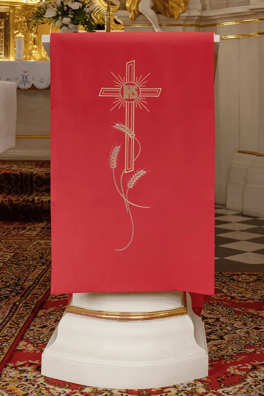 Nappe de lutrin brodée avec croix et motif IHS