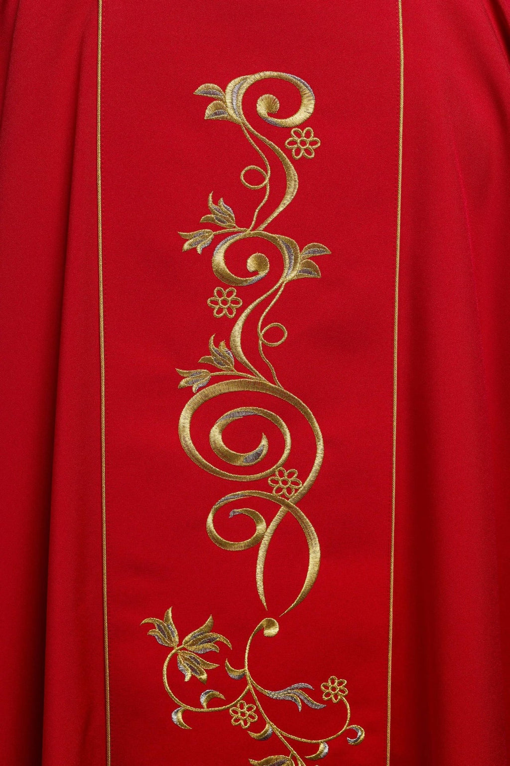 Dalmatyka czerwona z haftowanym pasem IHS