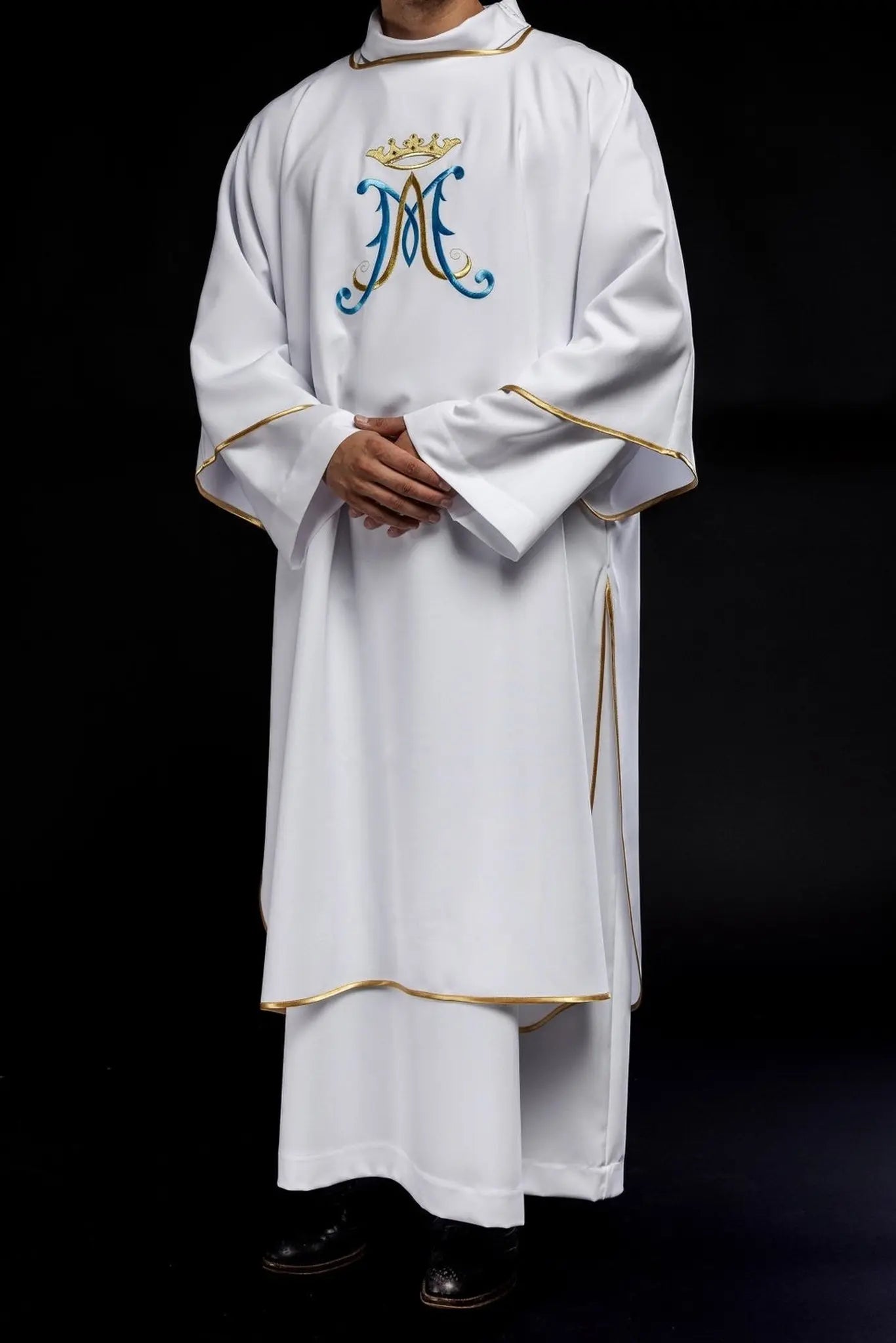 Dalmatics avec broderie mariale