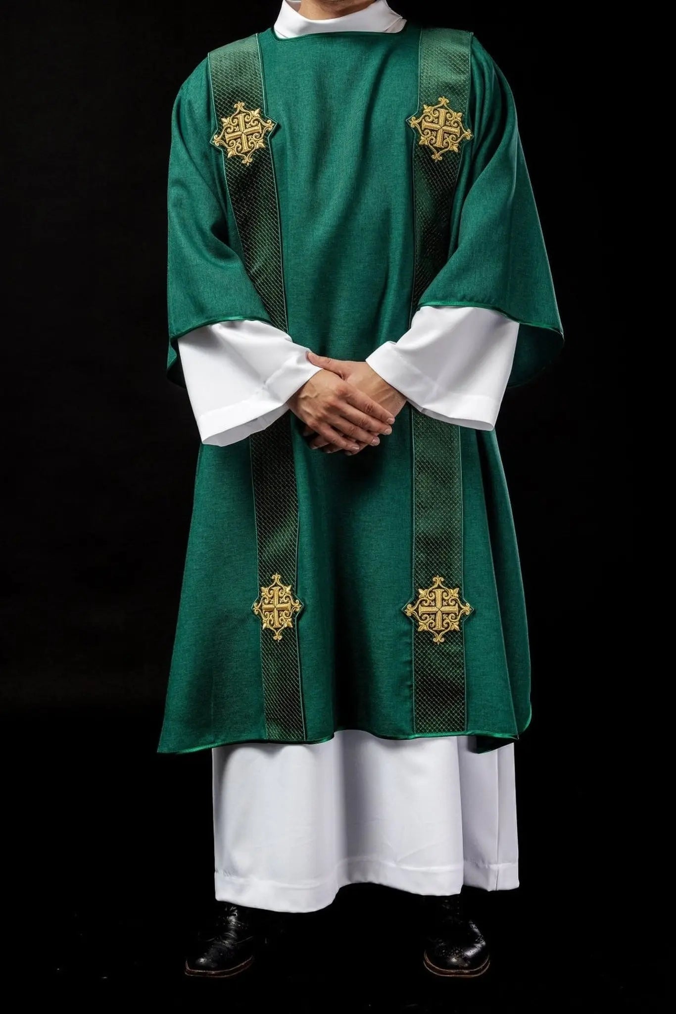Dalmatique en velours avec rayures et symboles de croix – Vert