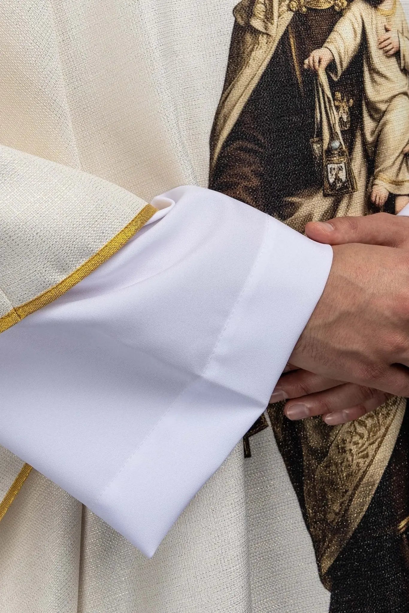 Ecru Chasuble with Printed Image of Our Lady of the Scapular - HAFTINA ATELIER