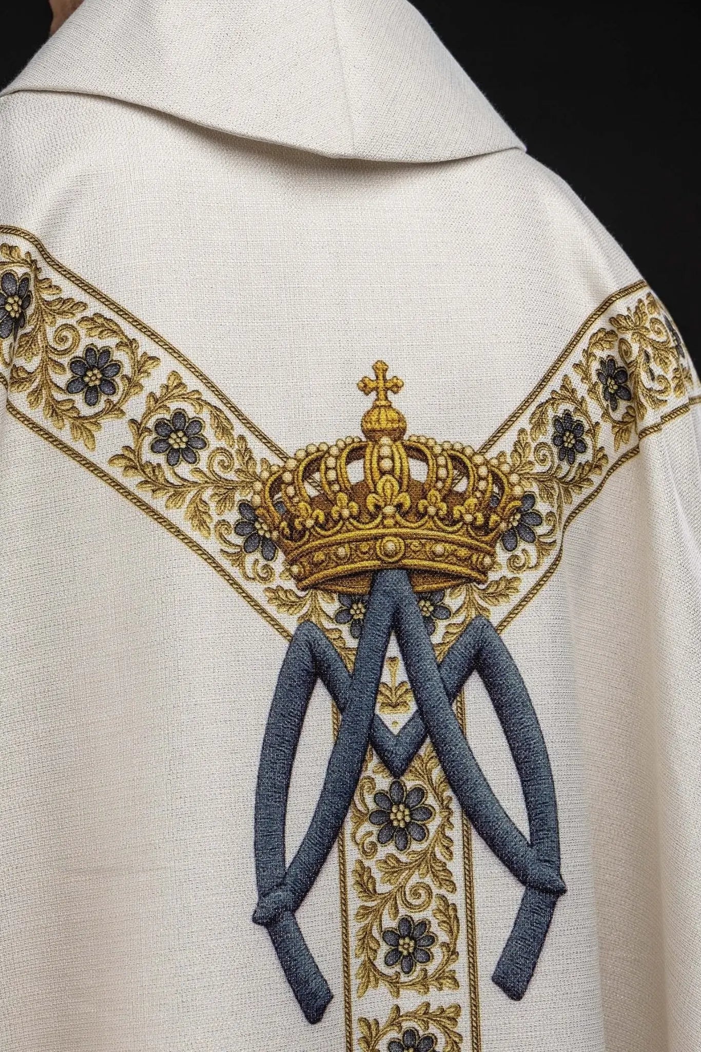 Ecru Chasuble with Printed Image of Our Lady of the Scapular - HAFTINA ATELIER