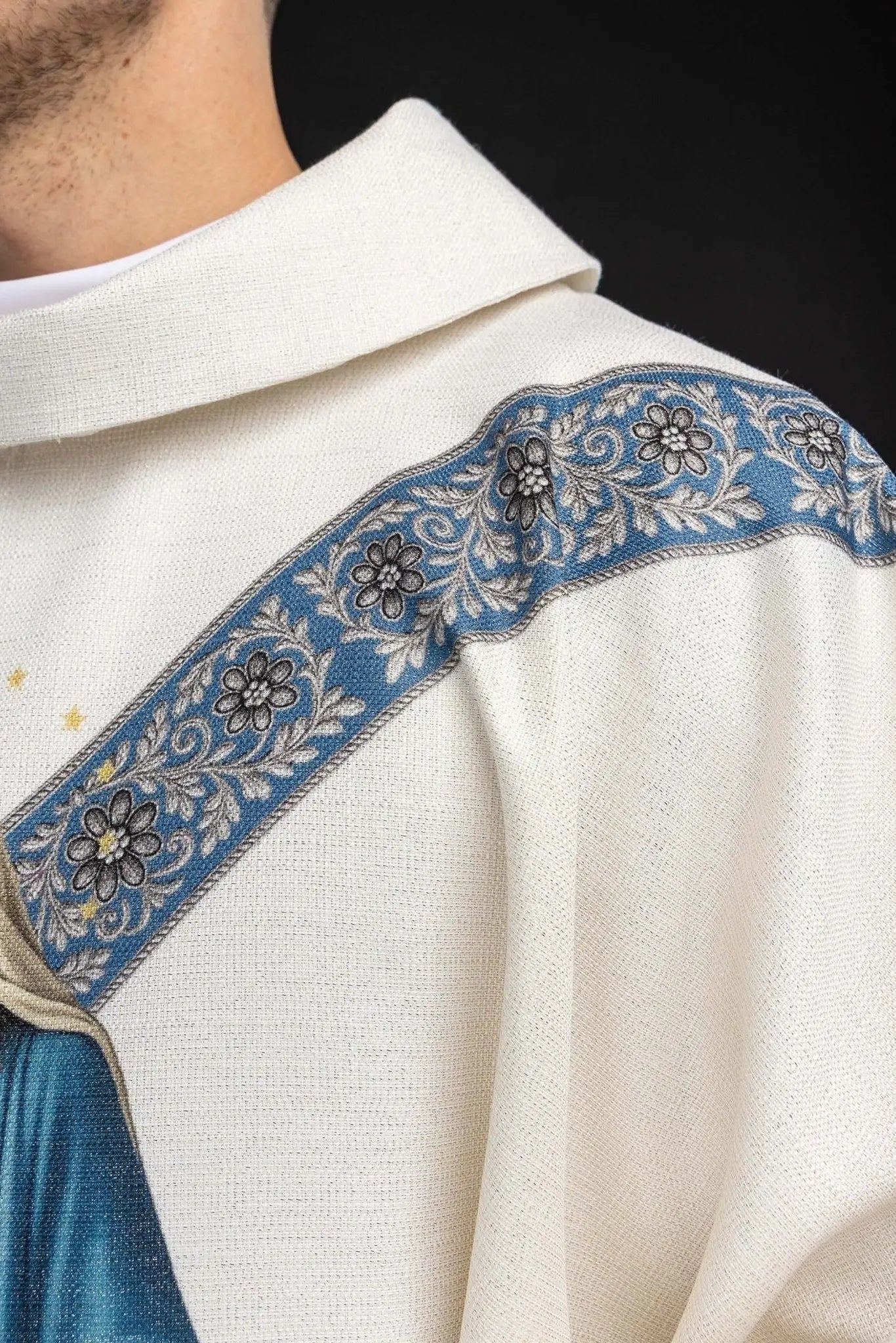 Ecru Chasuble with Printed Image of the Immaculate Conception - HAFTINA ATELIER