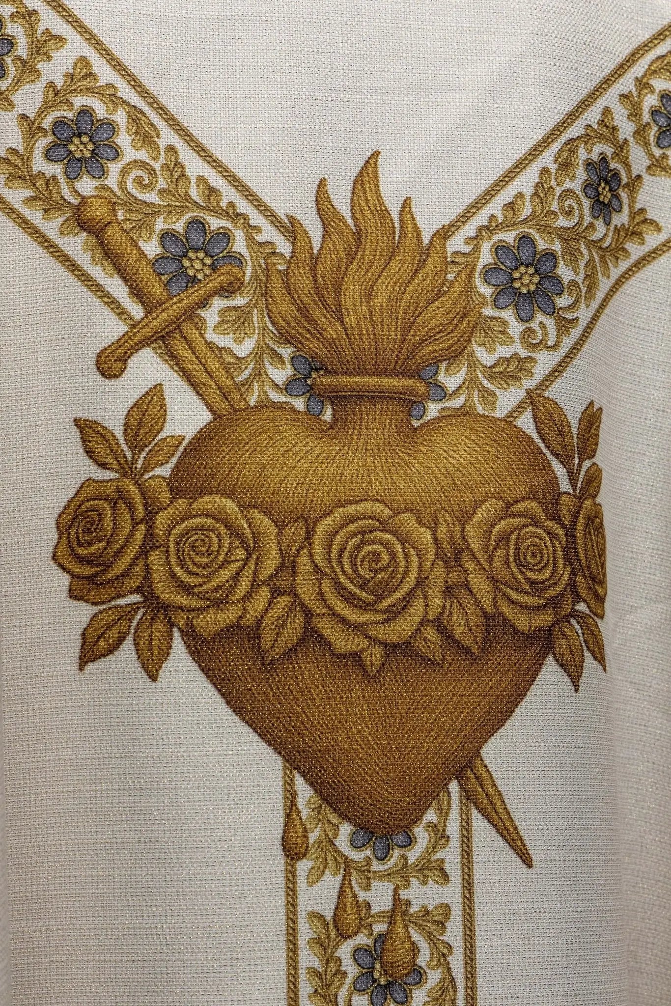 Ecru printed chasuble with Our Lady of Fatima image - HAFTINA ATELIER