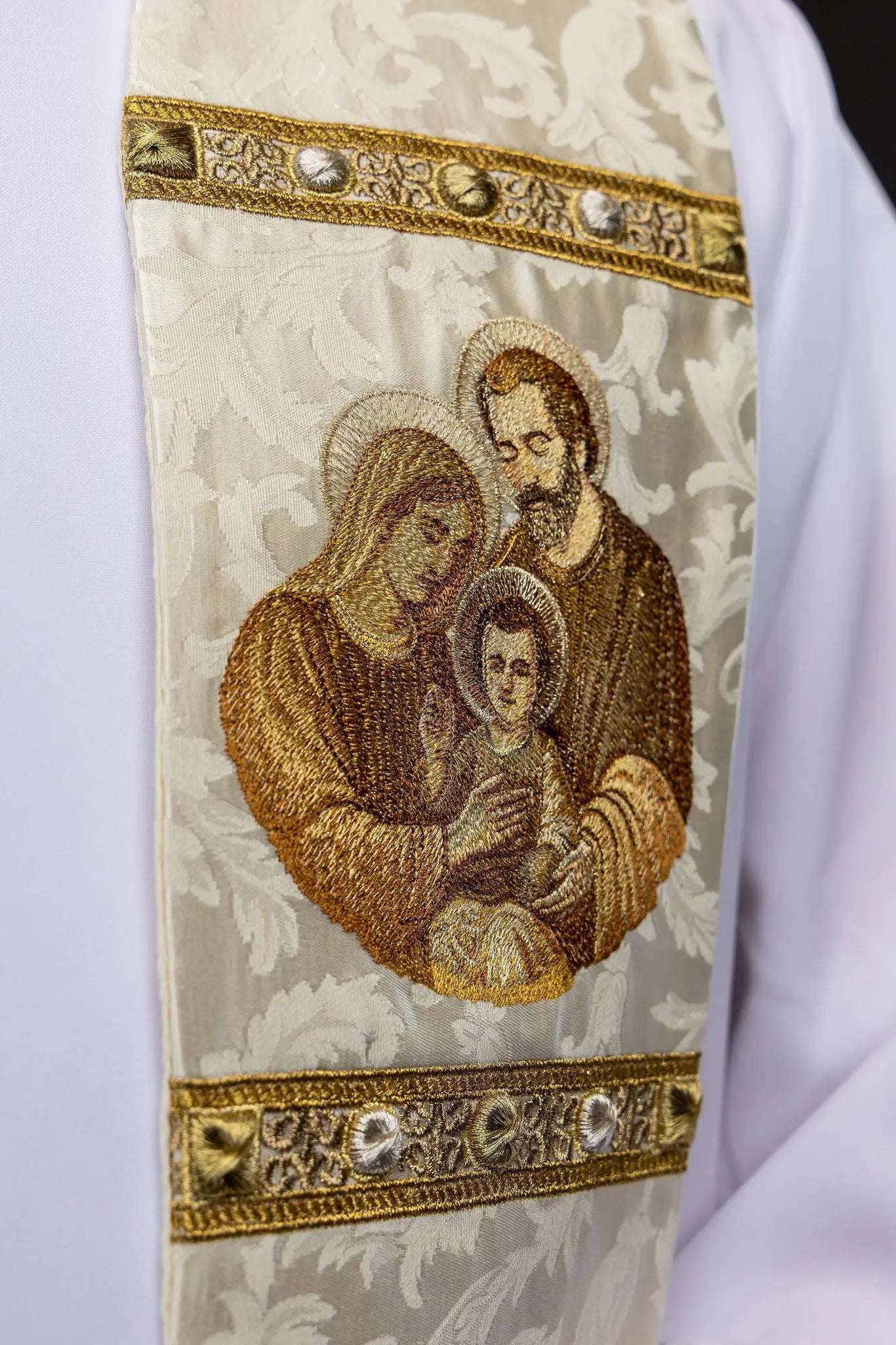 Ecru Stole with Holy Family and IHS Embroidery on Ornamental Fabric - HAFTINA ATELIER