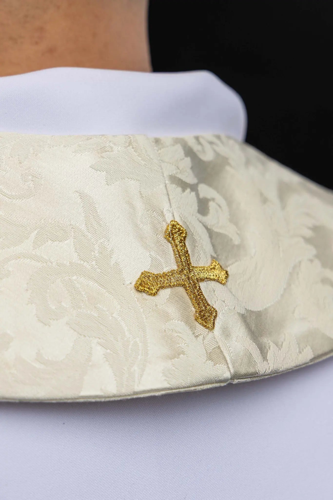 Ecru Stole with Holy Family and IHS Embroidery on Ornamental Fabric - HAFTINA ATELIER