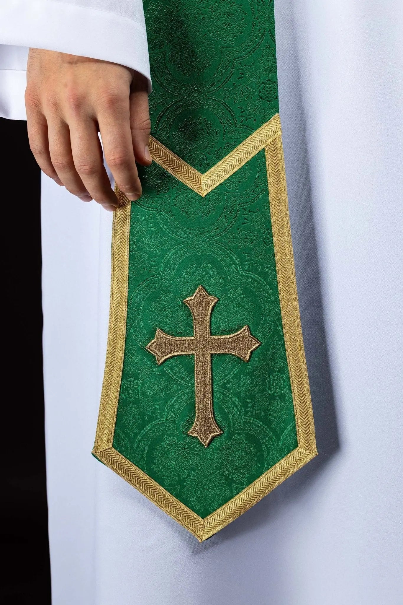Green Jacquard Stole with Embroidered Cross - HAFTINA ATELIER