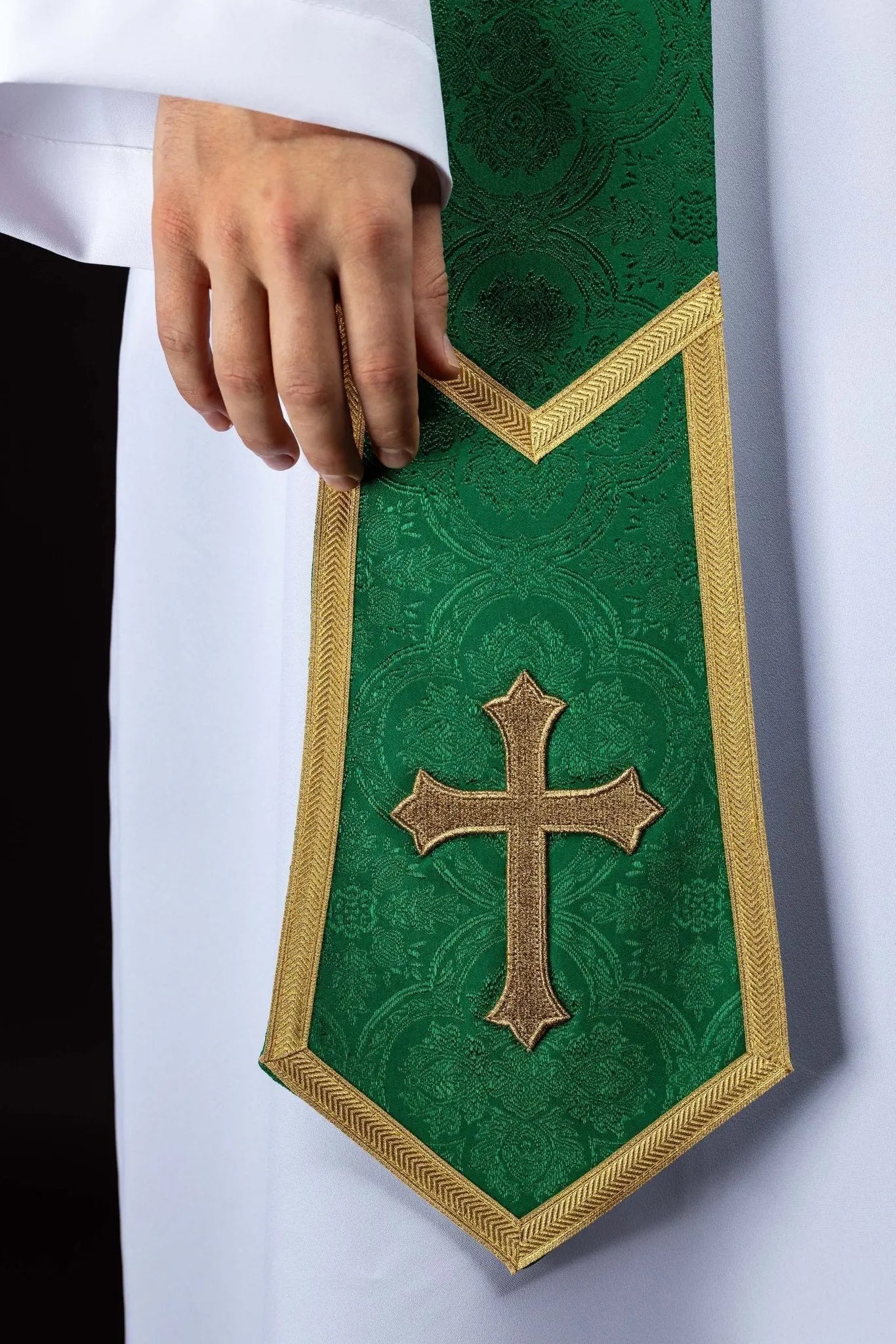 Green Jacquard Stole with Embroidered Cross - HAFTINA ATELIER