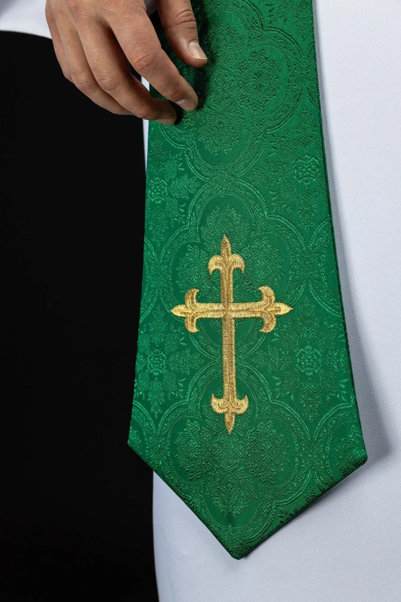 Green Jacquard Stole with Embroidered Cross Motif - HAFTINA ATELIER