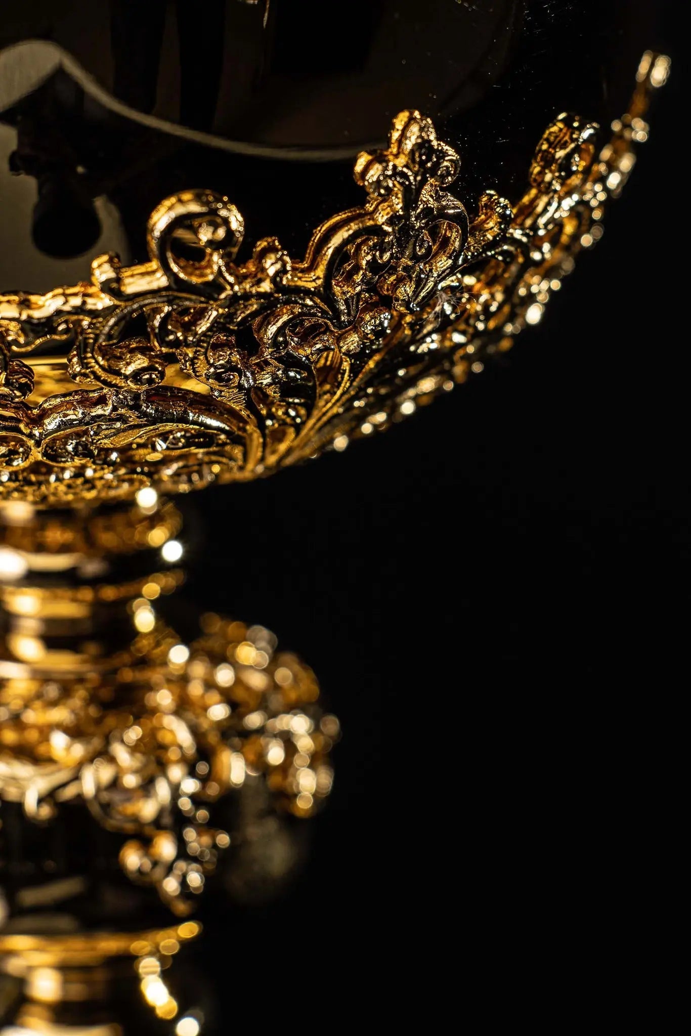 Handmade Gold-Plated Ciborium with Imitation Sapphires - HAFTINA ATELIER