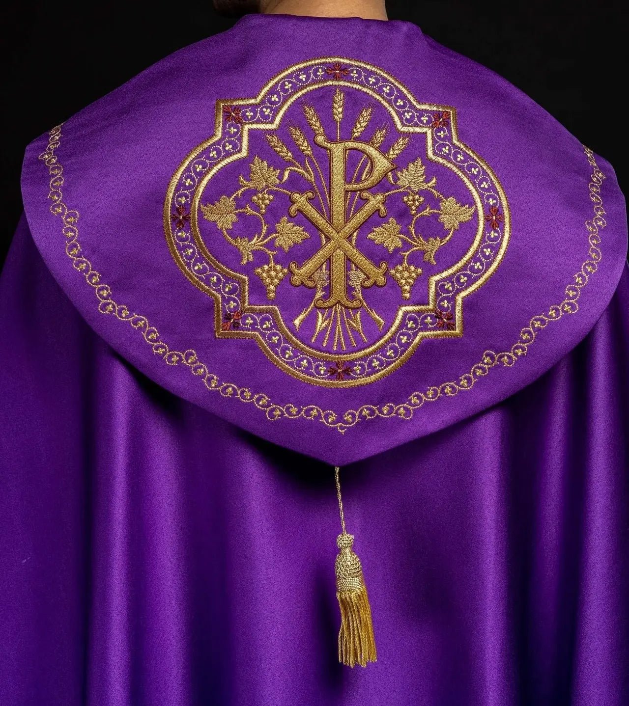 Cape eucharistique monogramme PX en violet