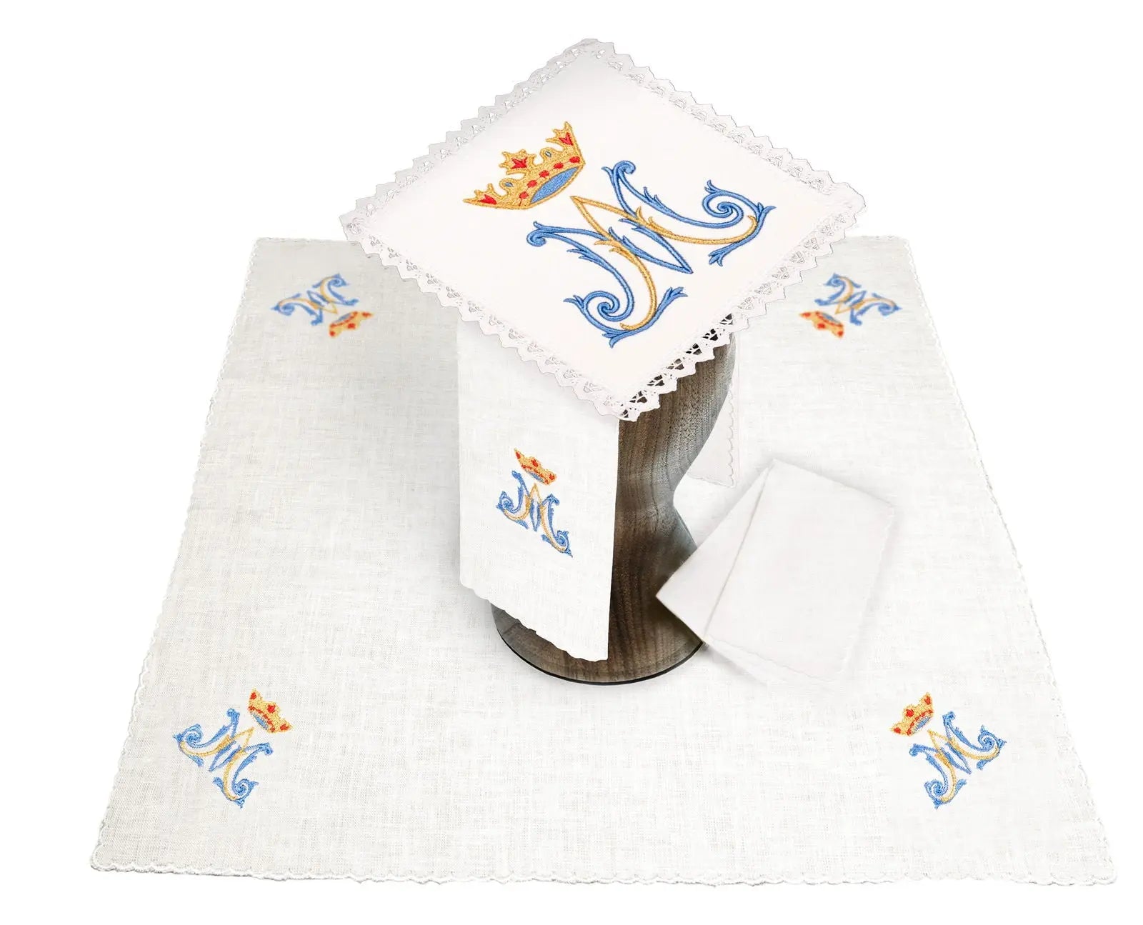 Ensemble de linge de calice avec broderie mariale 3D
