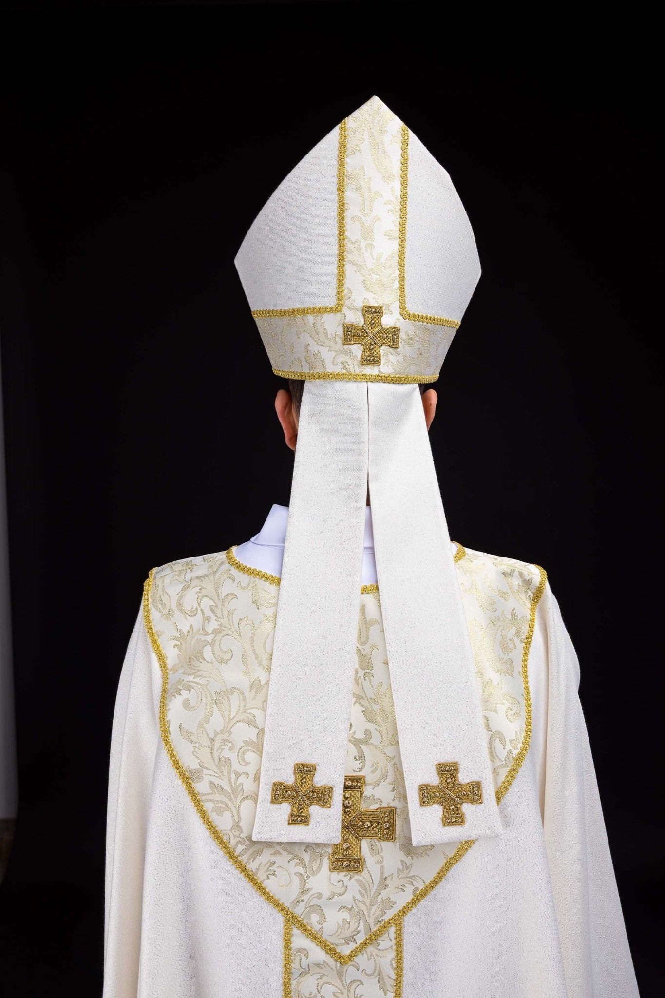 Ecru mitre with embroidered cross and decorative jacquard fabric