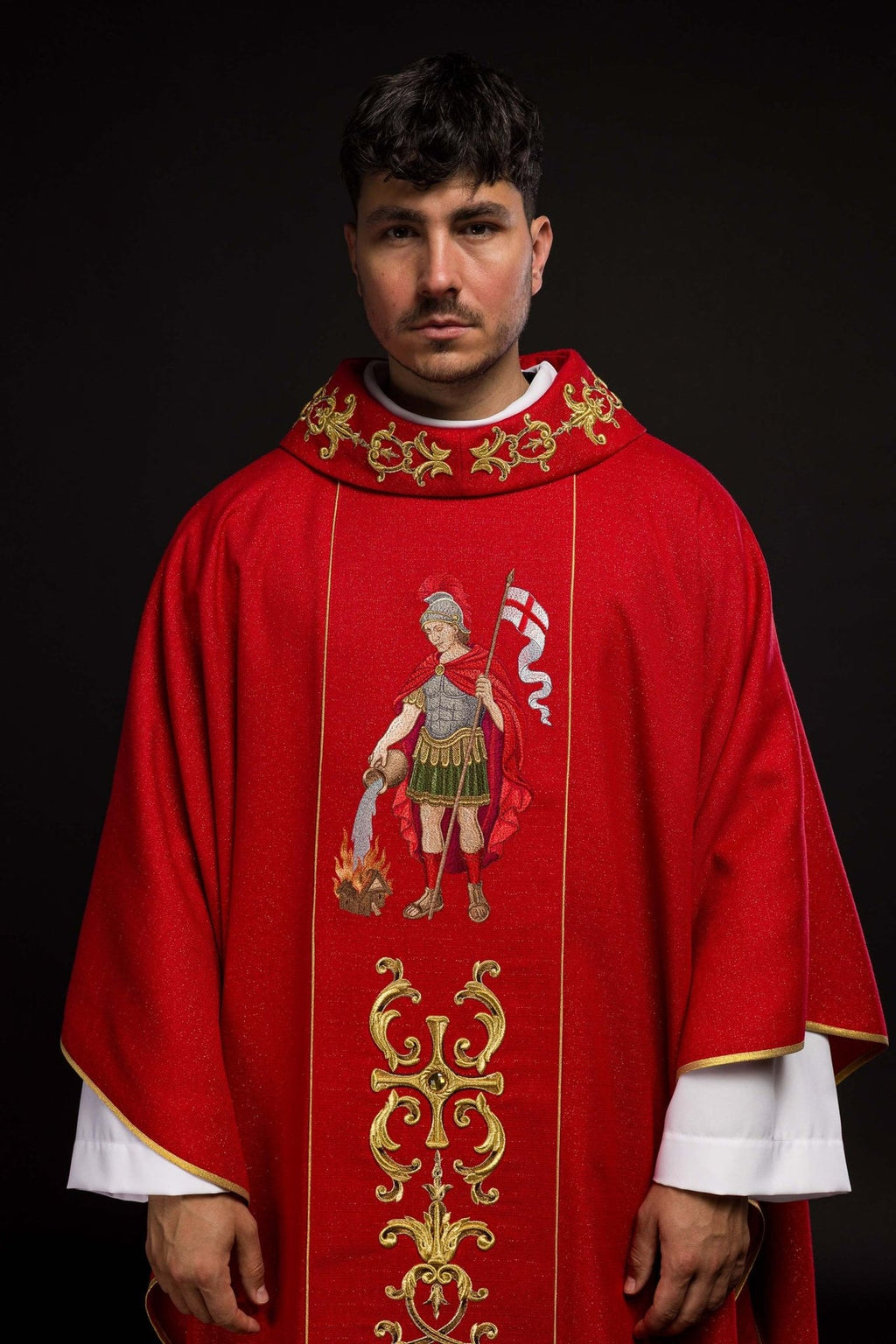 Ornat bogato haftowany z wizerunkiem Świętego Floriana