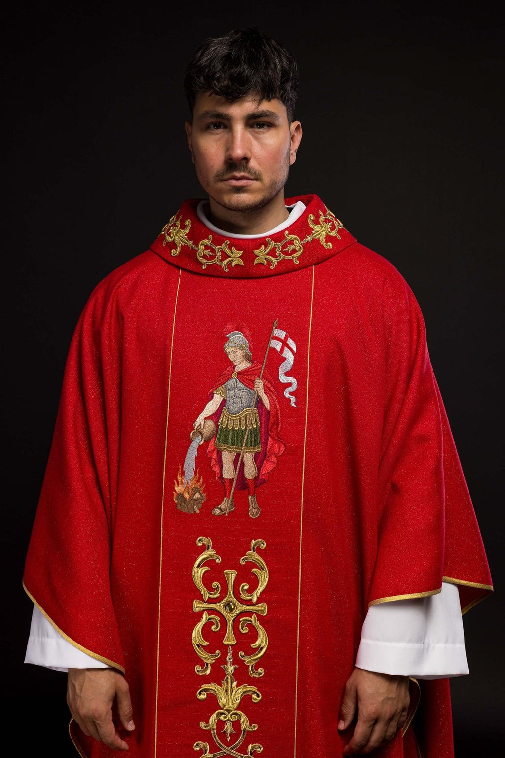 Ornat bogato haftowany z wizerunkiem Świętego Floriana