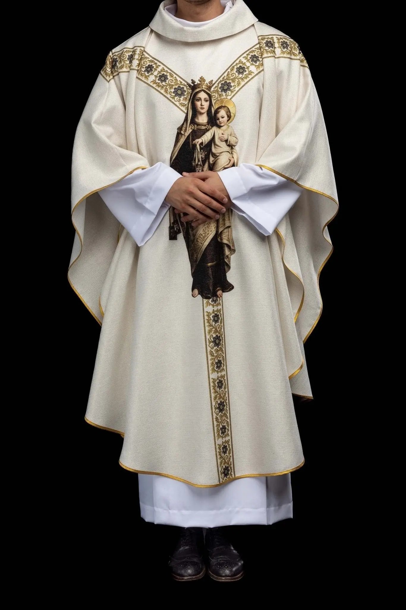Ecru chasuble with printed image of Our Lady of the Scapular