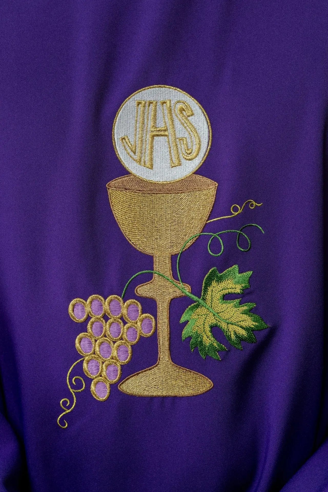 Chasuble violette Calice et raisin