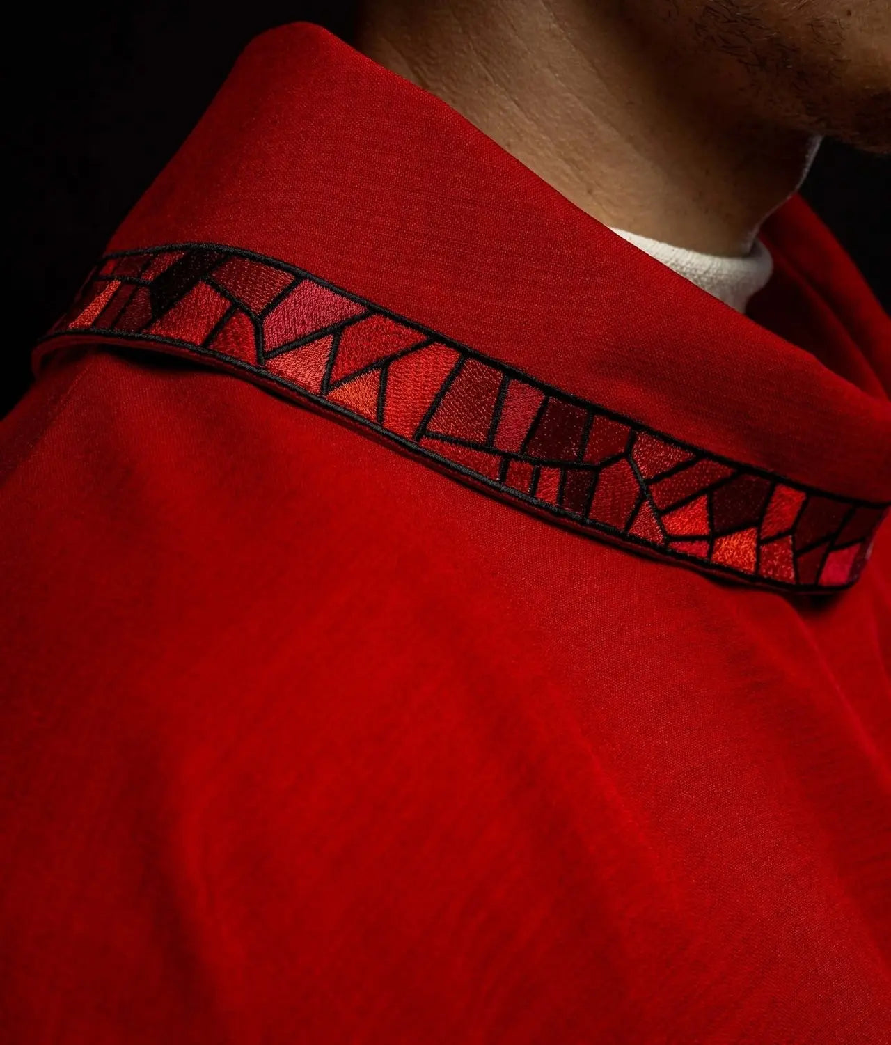 Embroidered chasuble Red with Cross Mosaic
