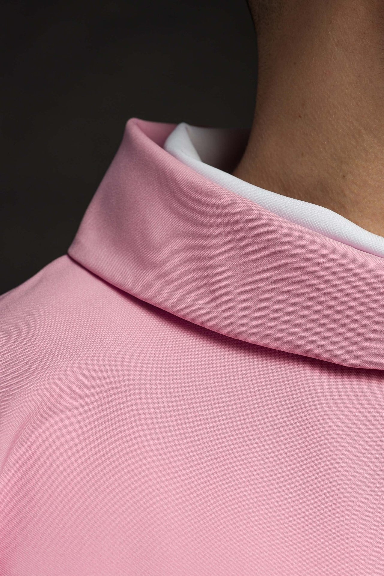 Ornat haftowany Krzyż i IHS Różowy