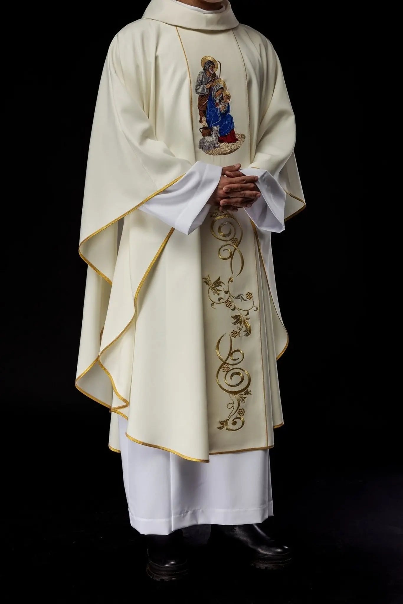 Chasuble brodée avec l'image de la Sainte Famille pour Noël