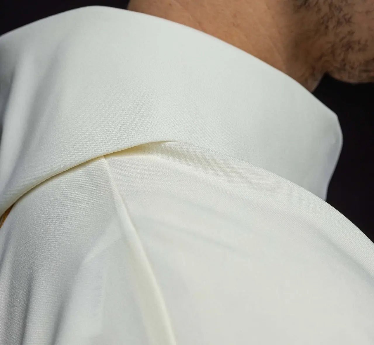 Chasuble brodée représentant la Sainte Trinité