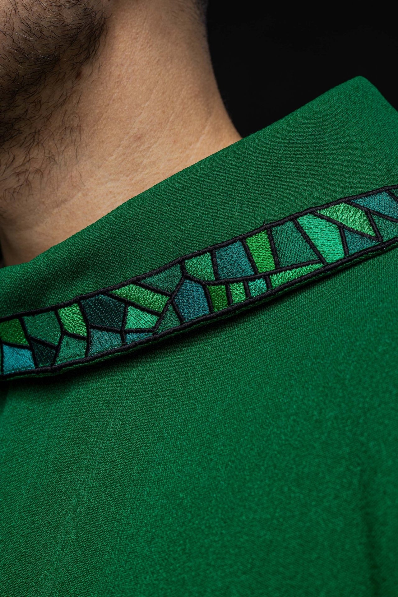 Ornat haftowany Zielony z Krzyżem Mozaika