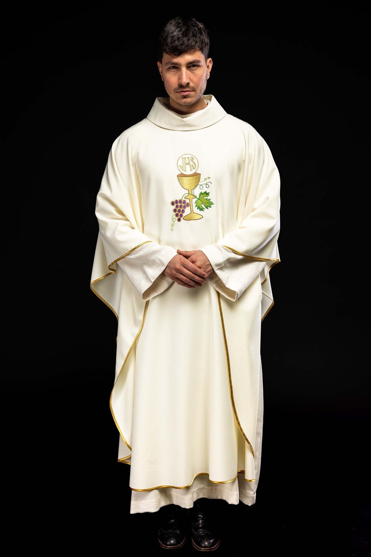 Ornat kielich Krzyż i winogrona ecru