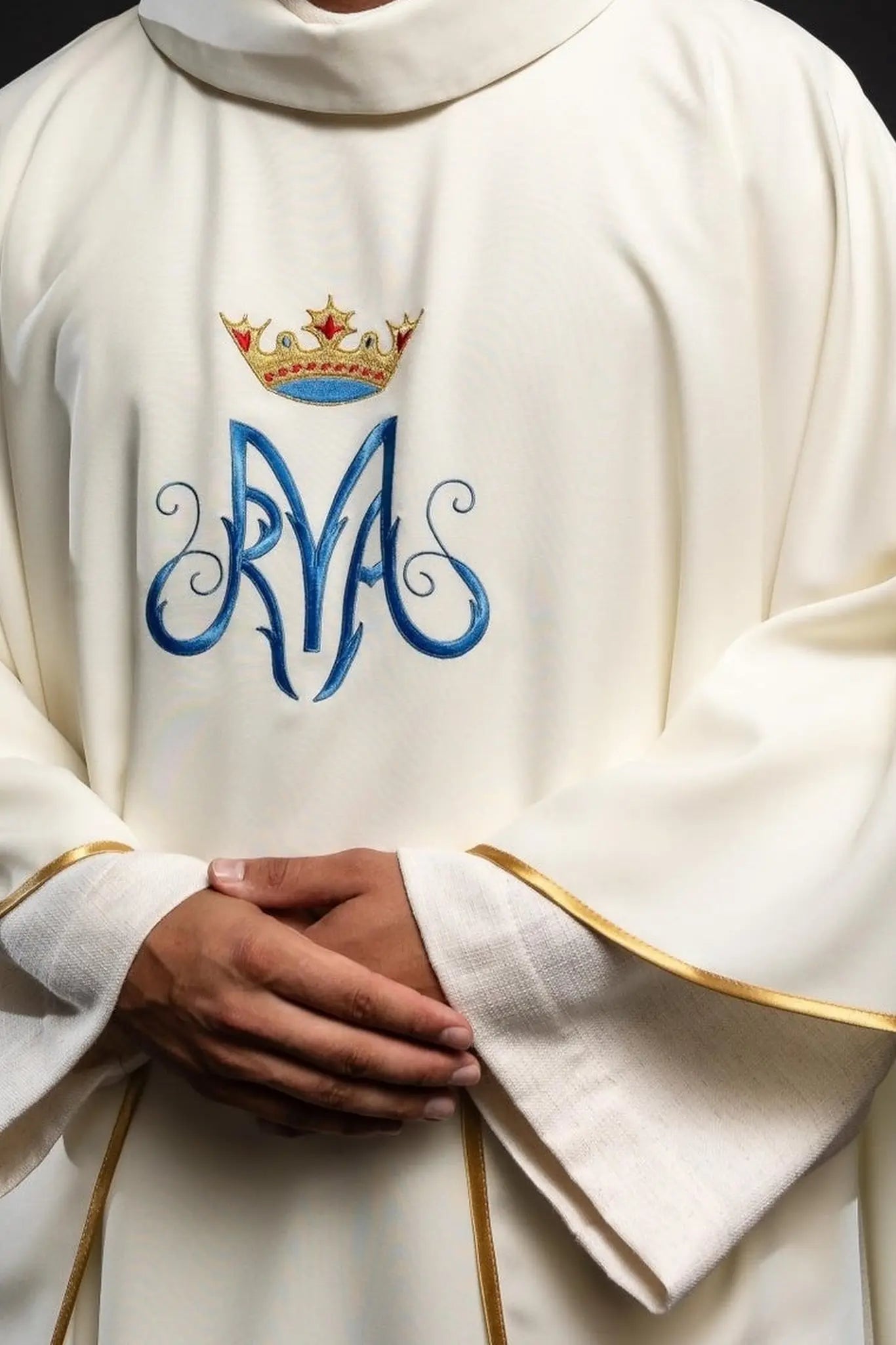 Chasuble liturgique mariale en écru