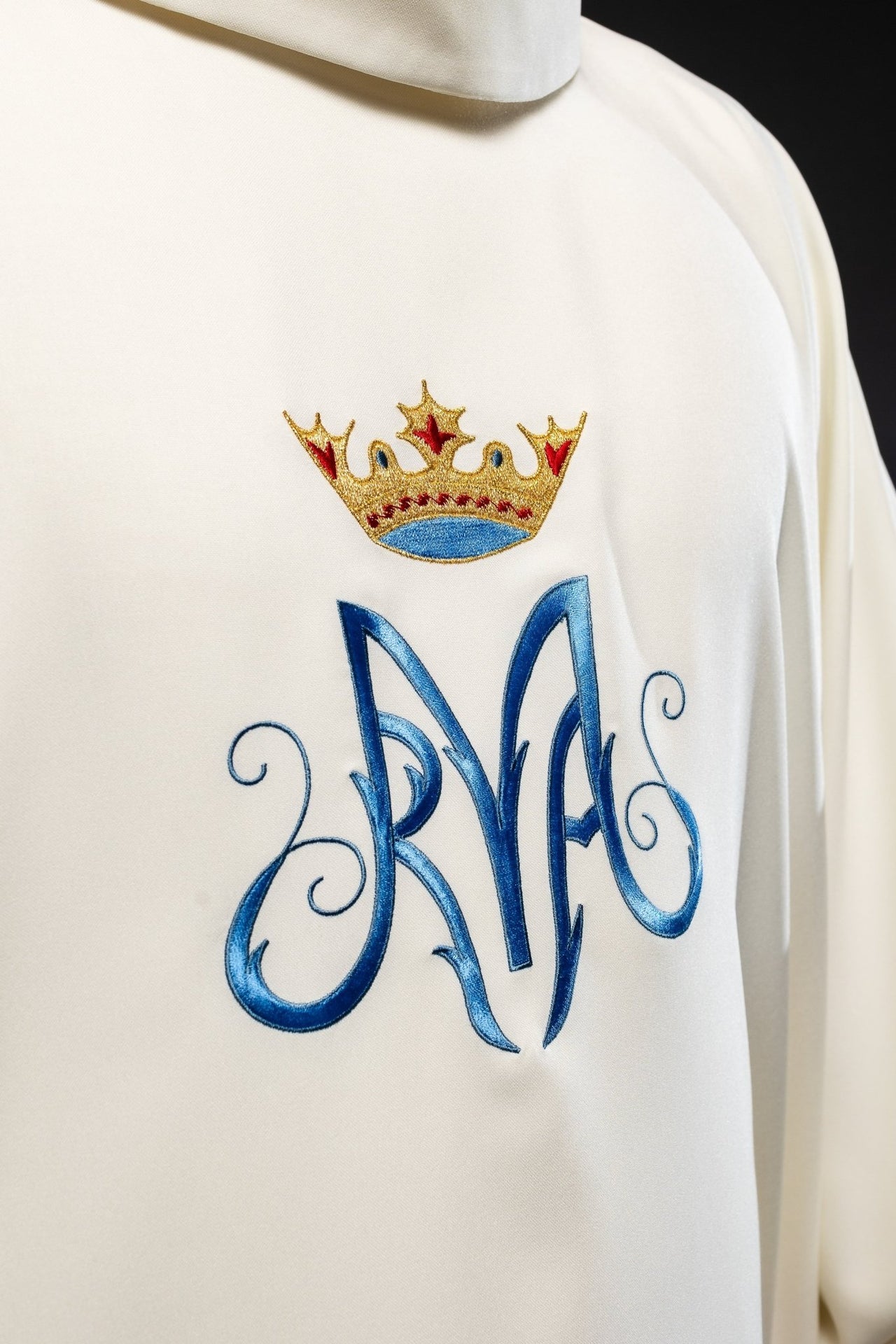 Ornat liturgiczny Maryjny w kolorze ecru