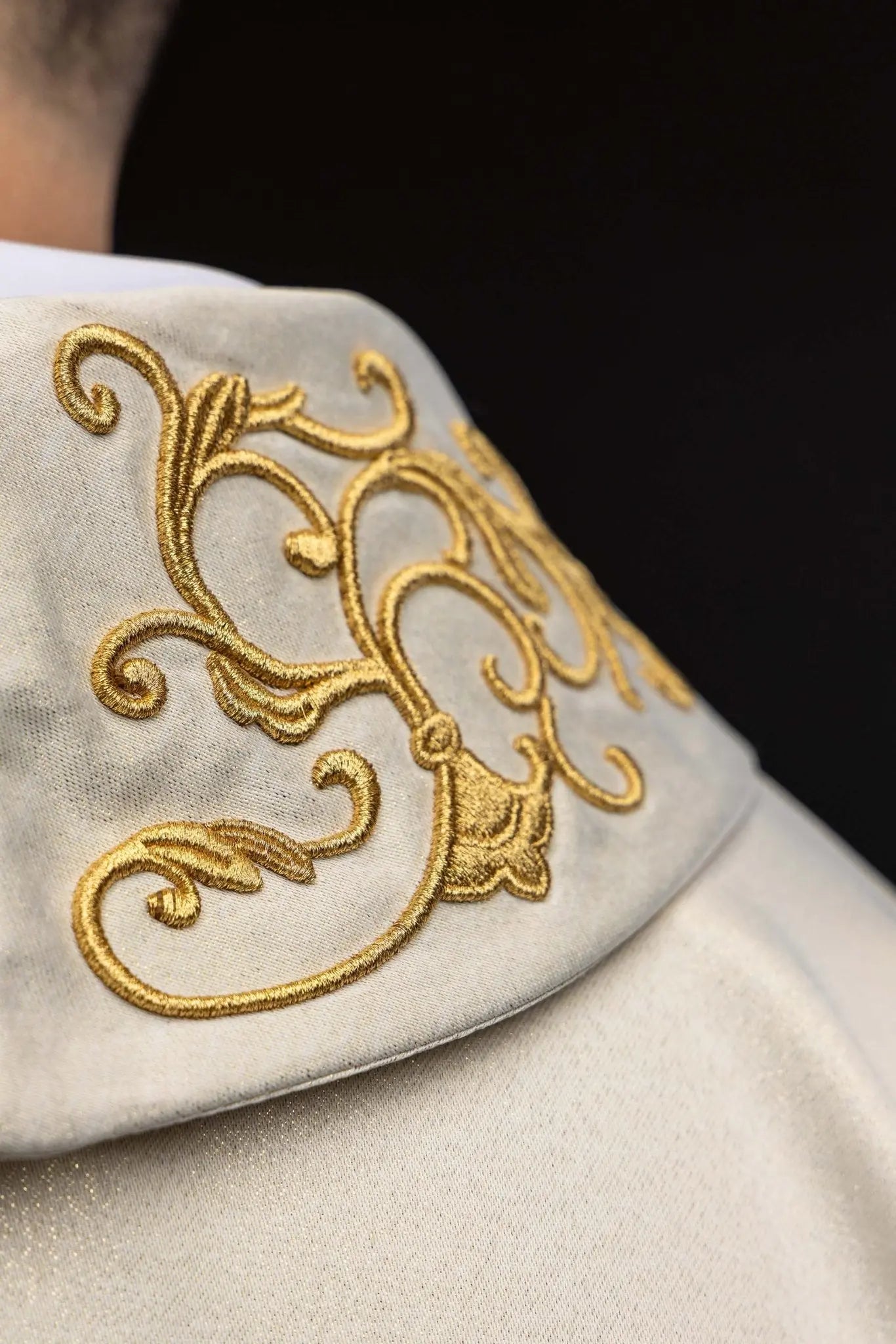 Ecru Marian chasuble with embroidered Marian symbol