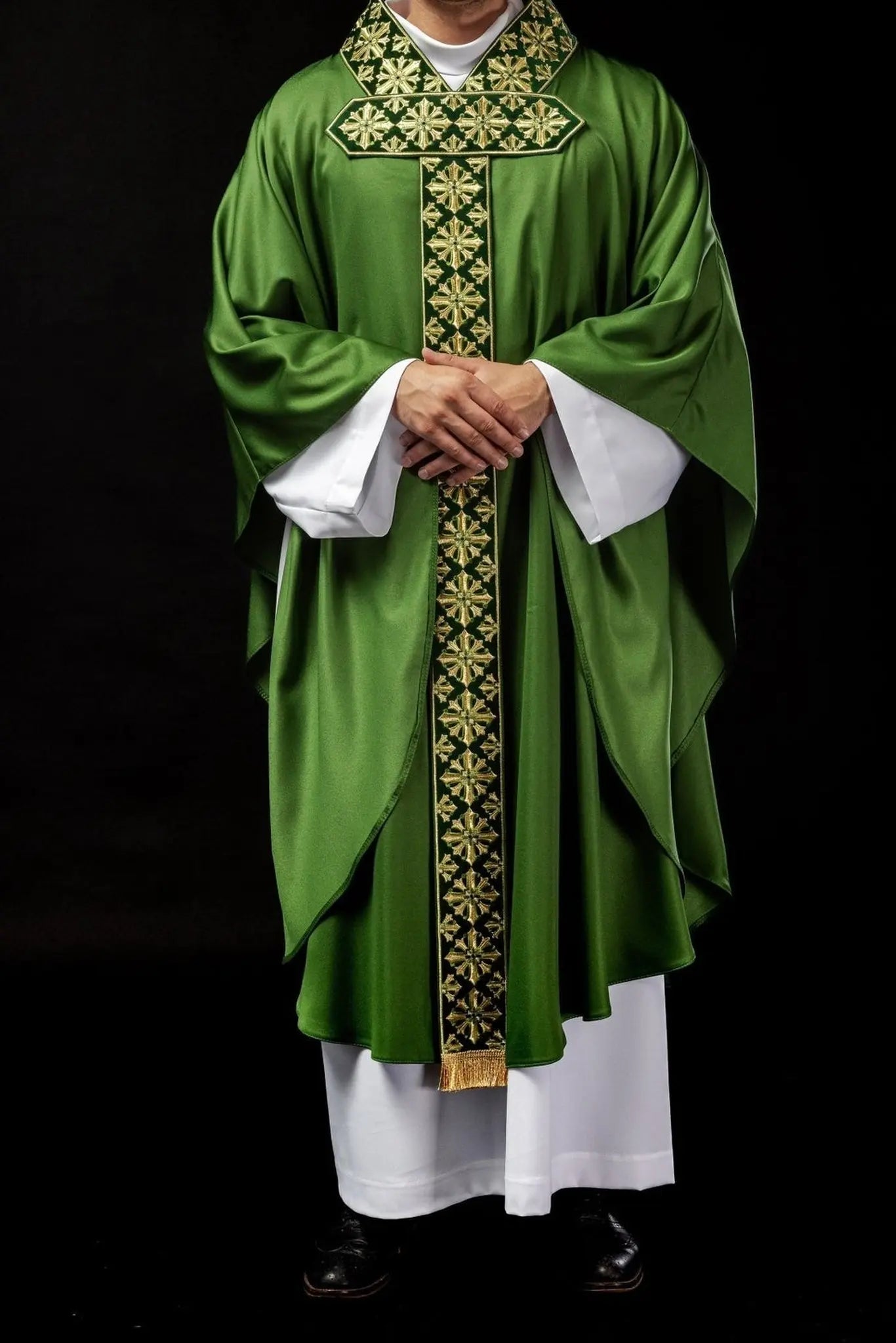Chasuble avec broderie brillante en vert