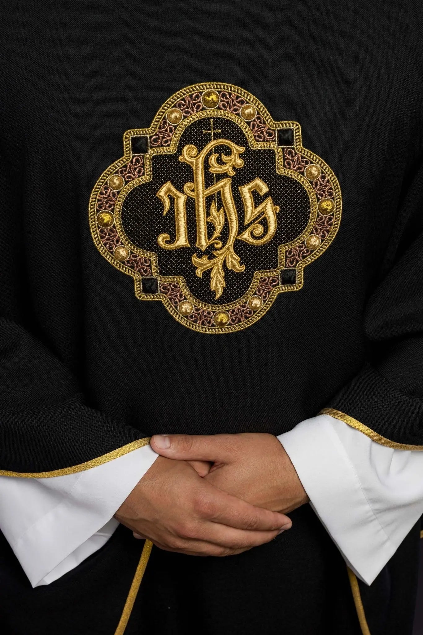 Chasuble with Richly Embroidered Band and Trim Featuring IHS, with Black Collar