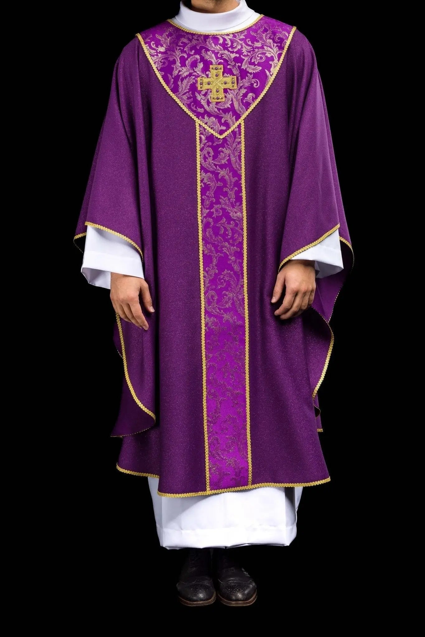 Purple Chasuble with Embroidered Gold Cross and Jacquard Fabric - HAFTINA ATELIER
