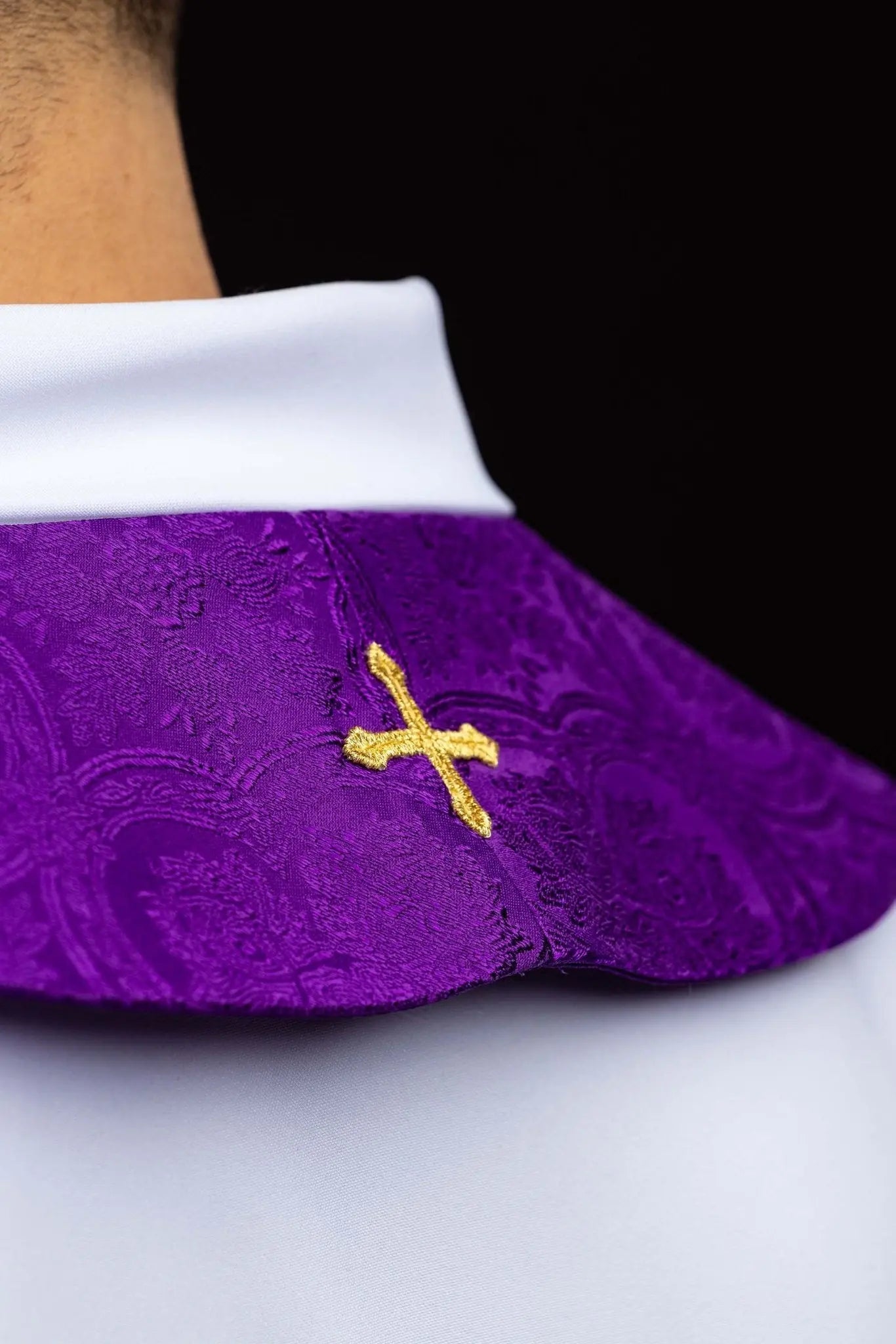 Purple Jacquard Stole with Embroidered Cross - HAFTINA ATELIER