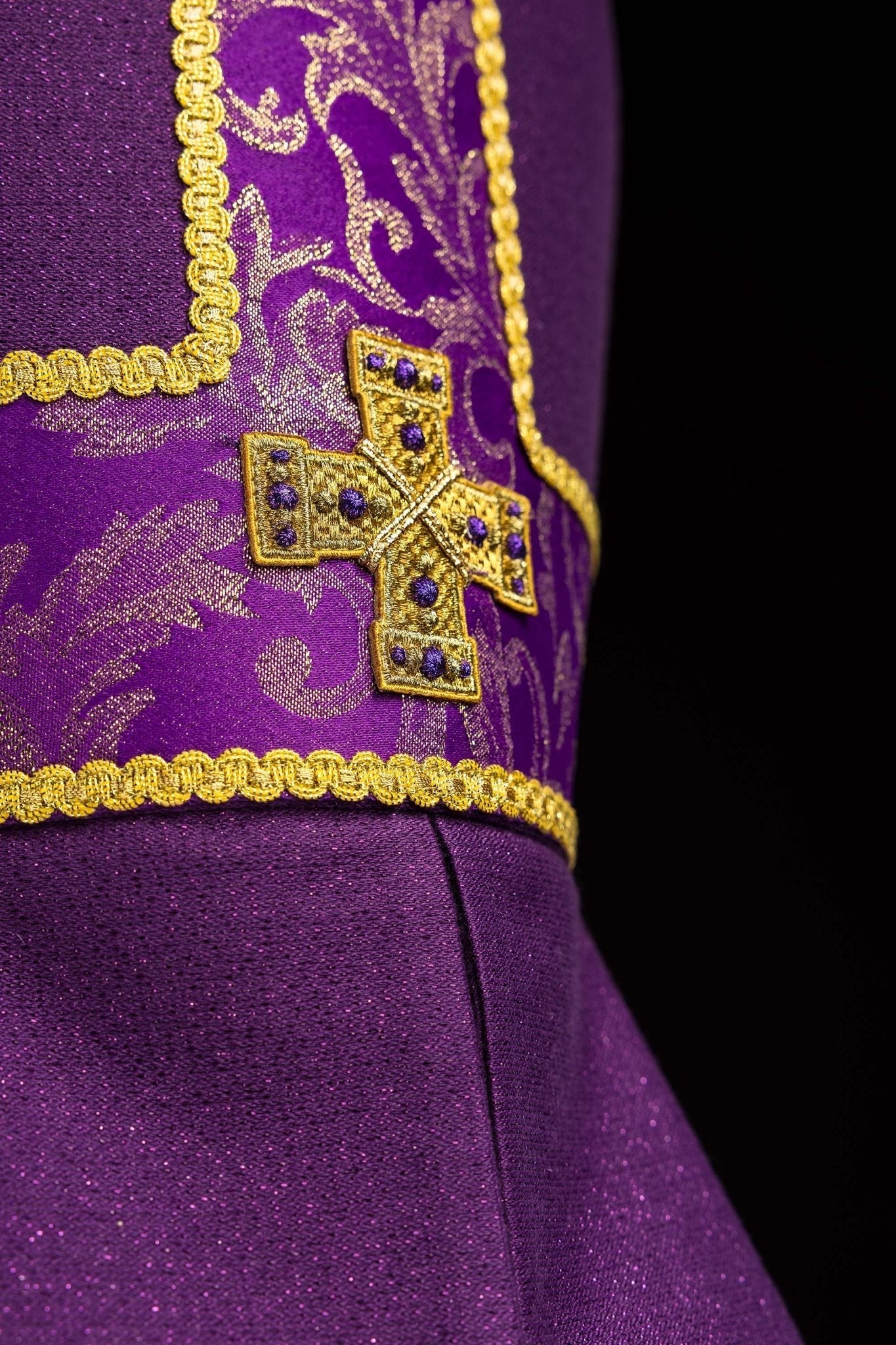 Purple mitre with embroidered cross and jacquard fabric - HAFTINA ATELIER