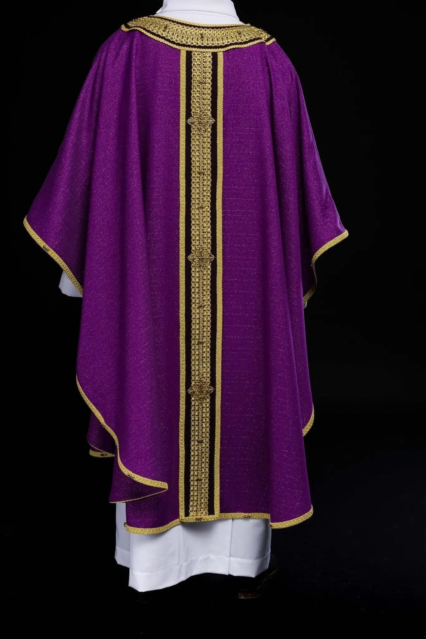 Chasuble faite main avec pierres naturelles – Collection Handmade 7001