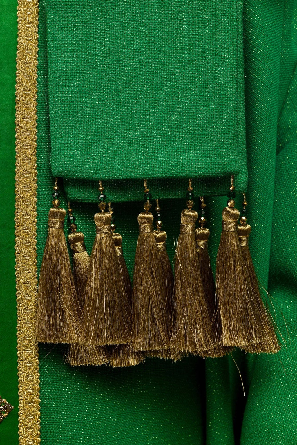 Ręcznie wykonany ornat z naturalnymi kamieniami Handmade 7001