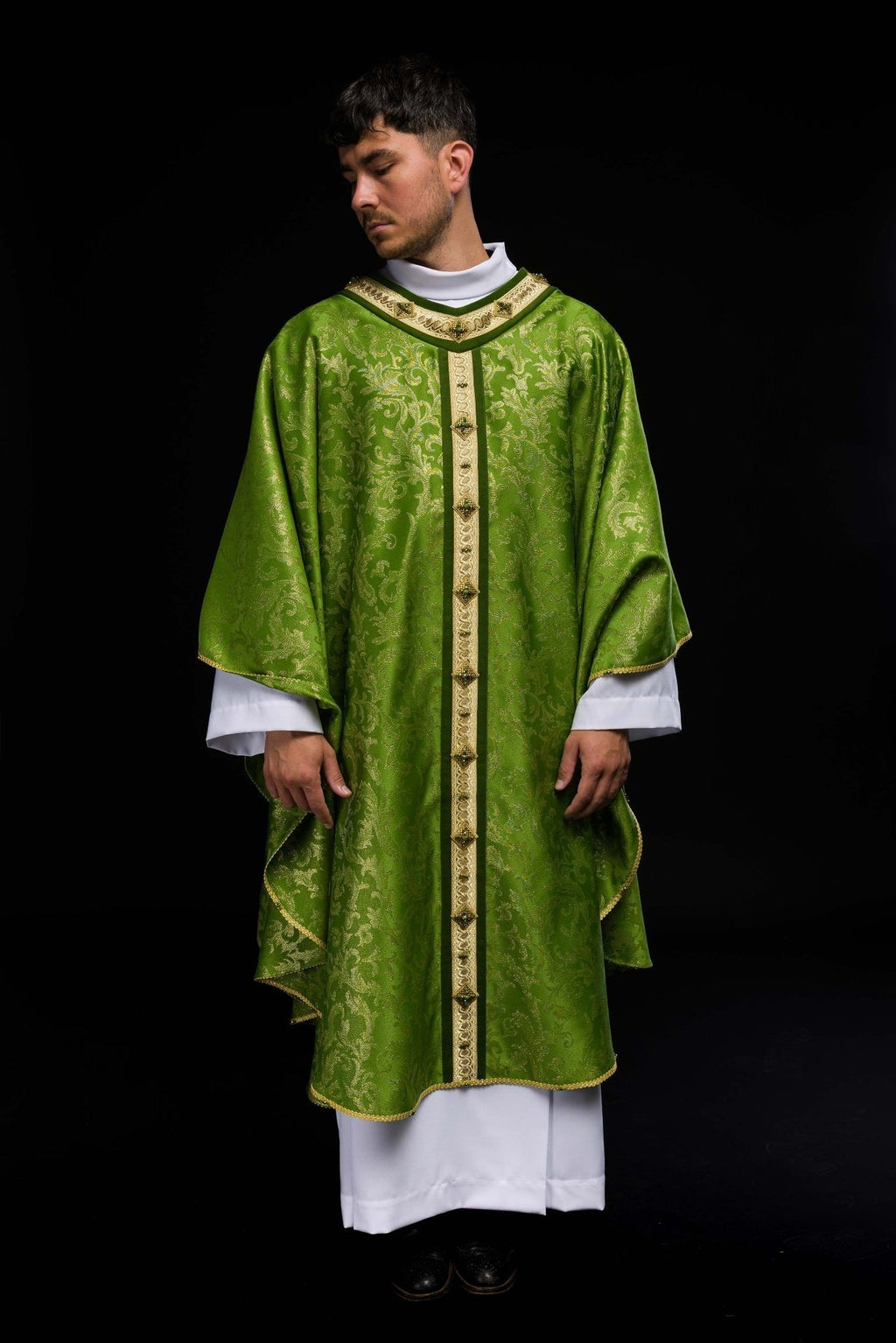 Ręcznie wykonany ornat z naturalnymi kamieniami Handmade 7003