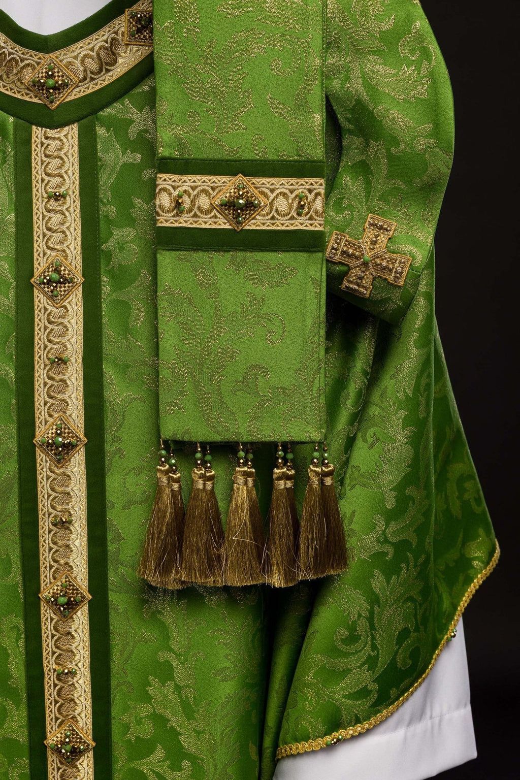 Ręcznie wykonany ornat z naturalnymi kamieniami Handmade 7003