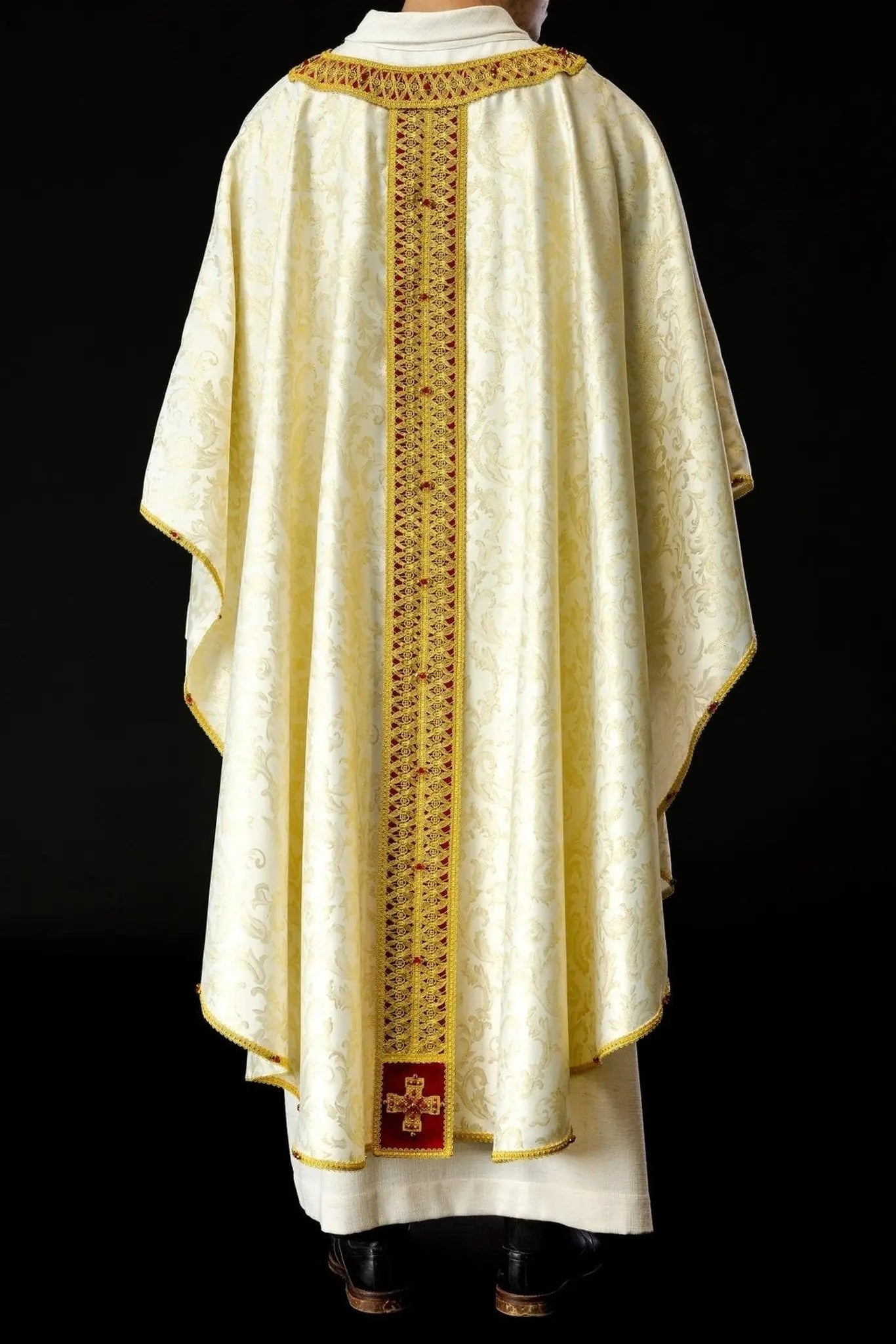 Chasuble liturgique artisanale avec pierres naturelles – Modèle 7009