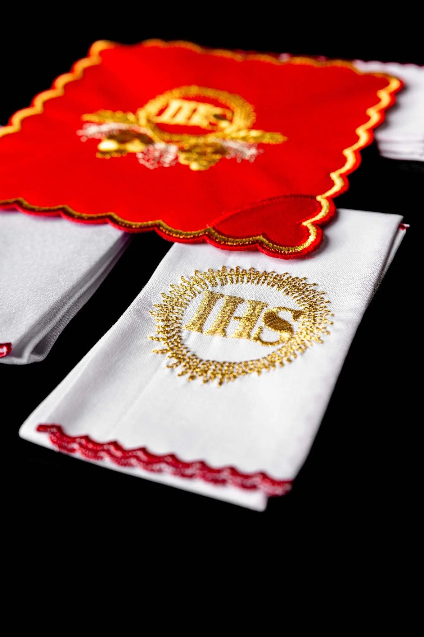 Red Chalice Linen Set with IHS Embroidery - HAFTINA ATELIER