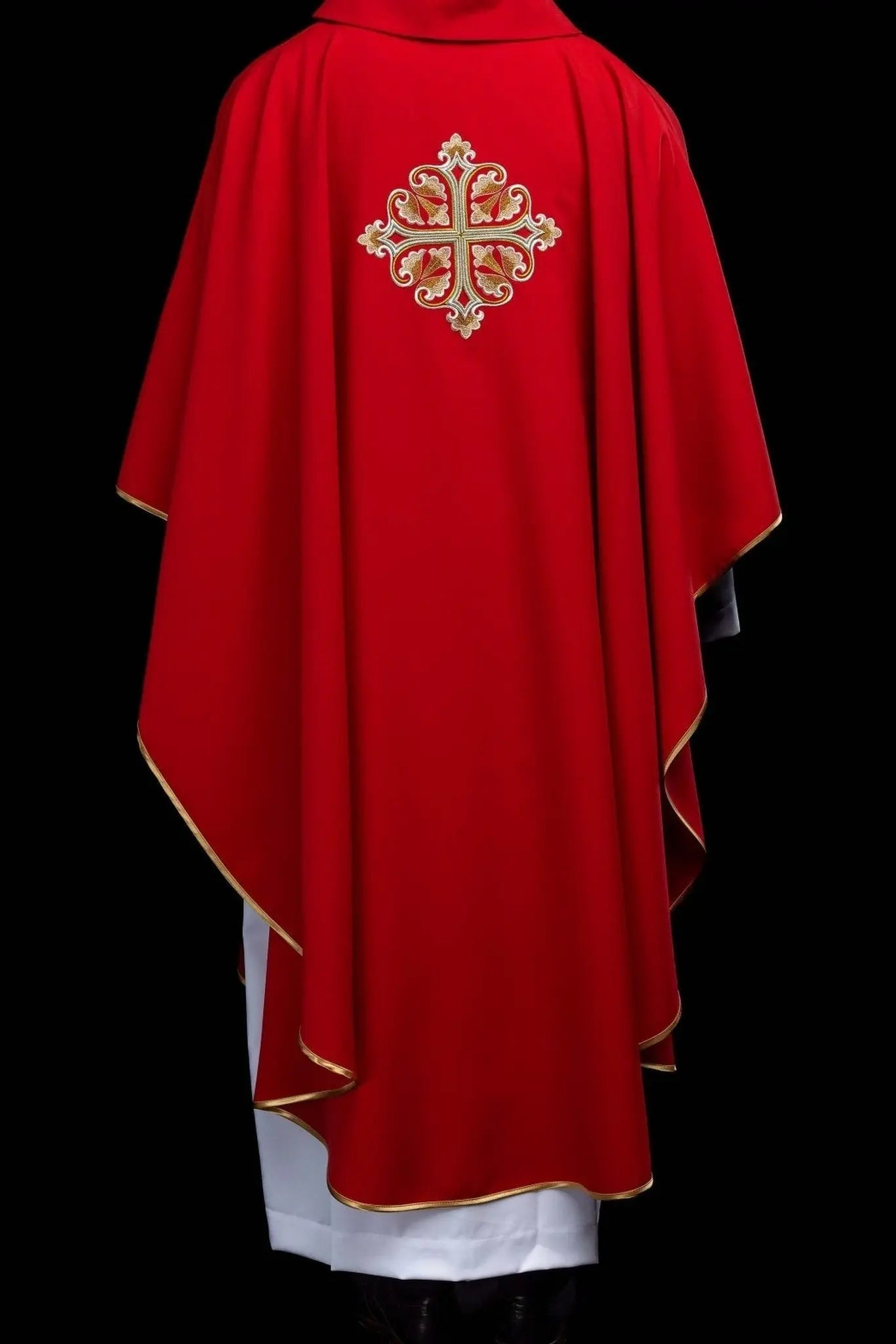 Red Embroidered Chasuble with Ornamental Cross and Wide Collar - HAFTINA ATELIER
