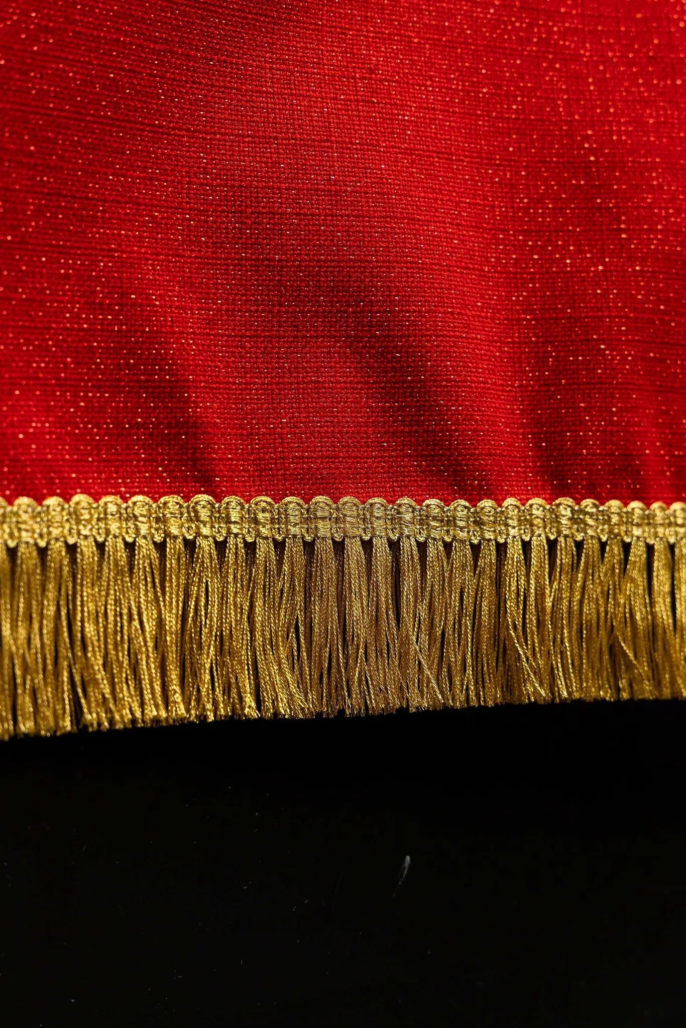 Red Lectern Hanging with Holy Spirit Dove Embroidery - HAFTINA ATELIER