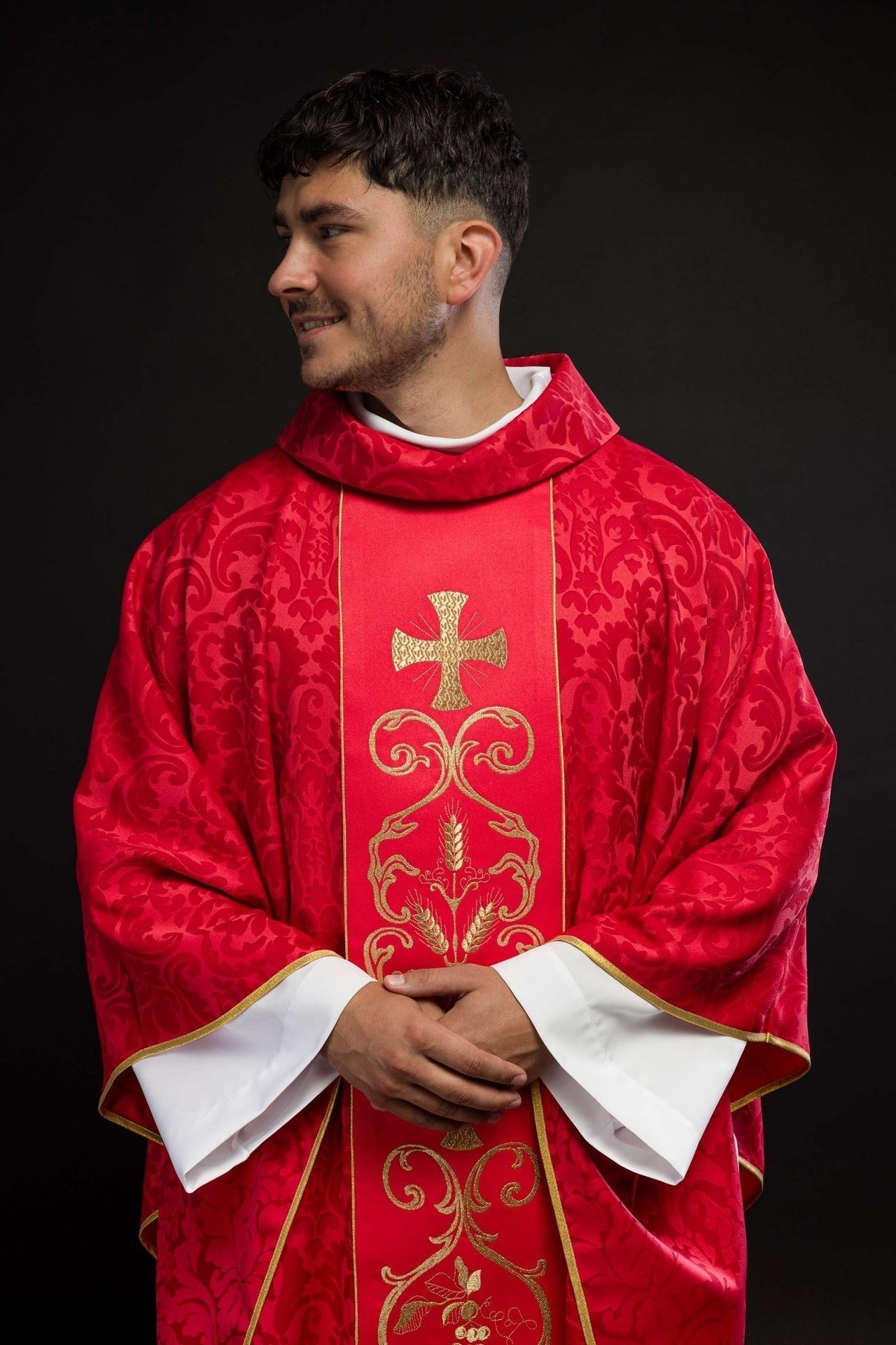 Red Liturgical Chasuble with Embroidered Band - HAFTINA ATELIER