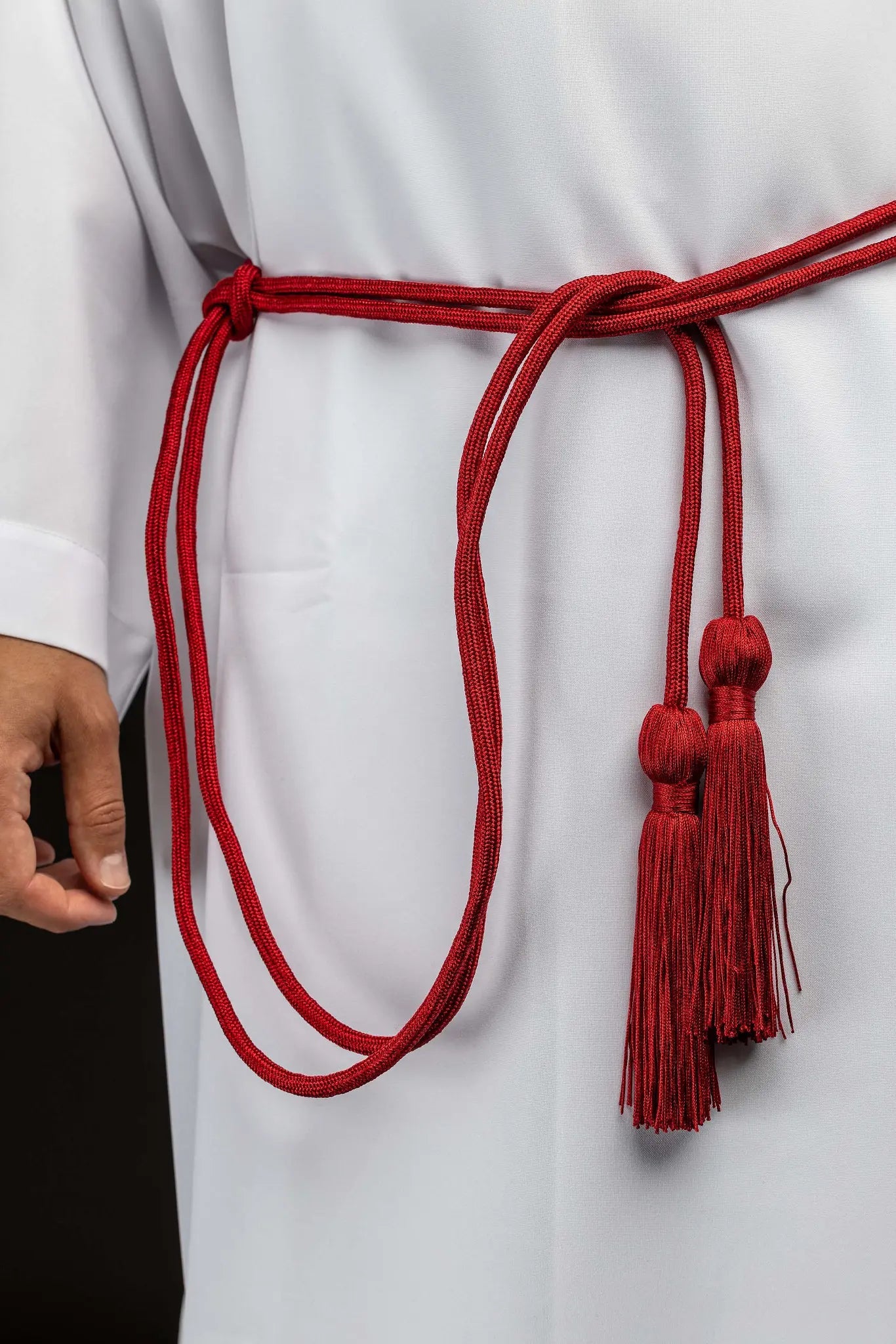 Red liturgical cincture with decorative tassels - HAFTINA ATELIER