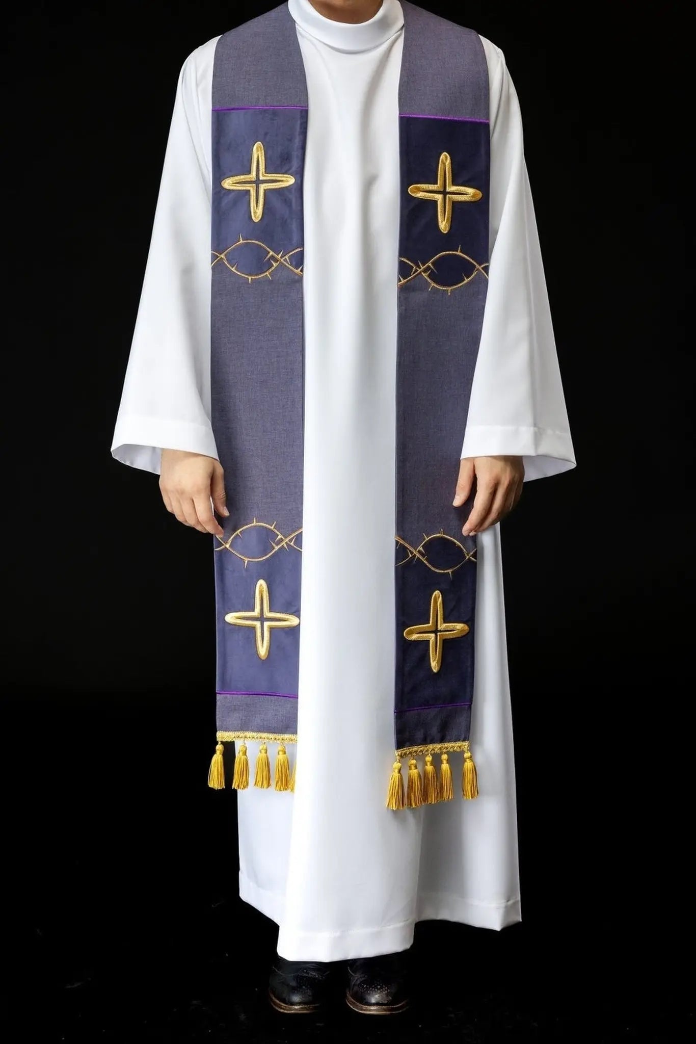 Étole brodée de l'Avent avec croix violette