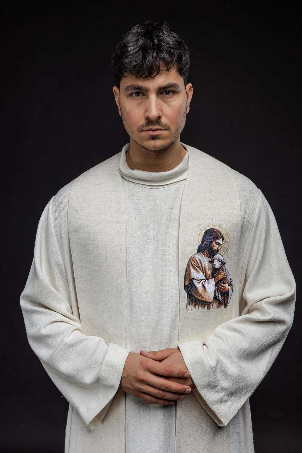 Stuła haftowana z wizerunkiem Jezusa Dobrego Pasterza z Barankiem