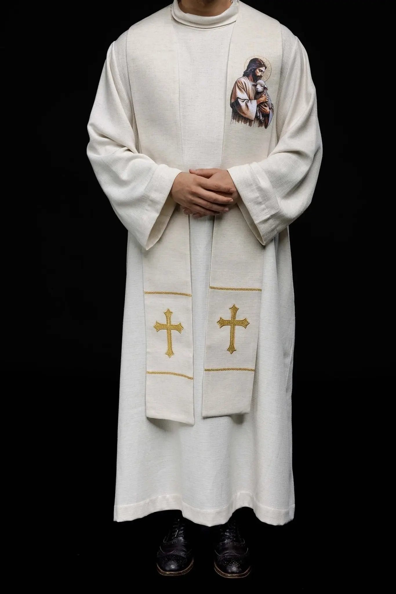 Étola brodée avec l'image de Jésus le Bon Pasteur avec un agneau