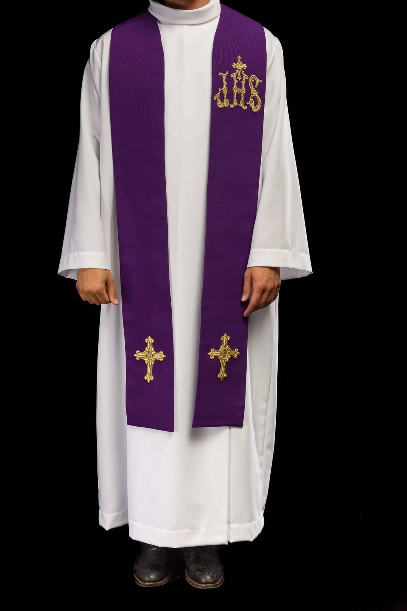 Étole violette de prêtre brodée avec croix et IHS